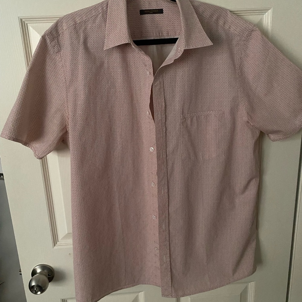 Louis Vuitton authentic men’s shirt L. Price firm.